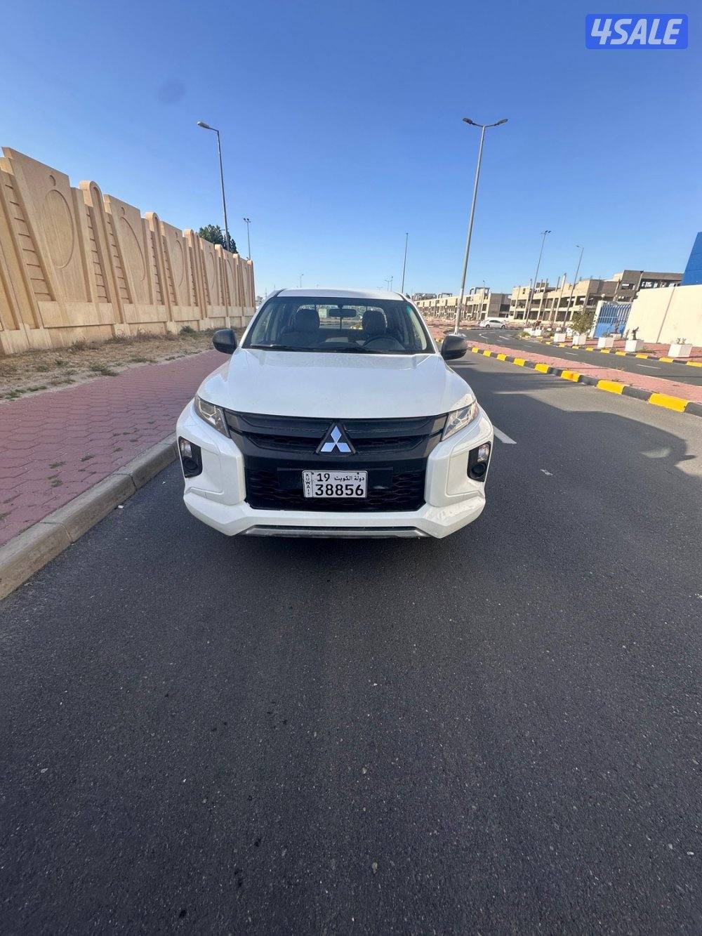 🚘 وانيت L200 موديل 2022 عداد 140 km3