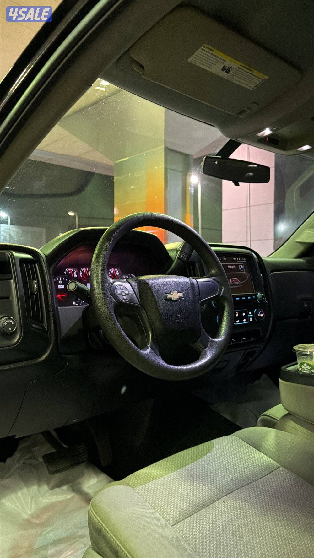 للبيع سلفرادو 2016 ماشي 300 شرط الفحص4