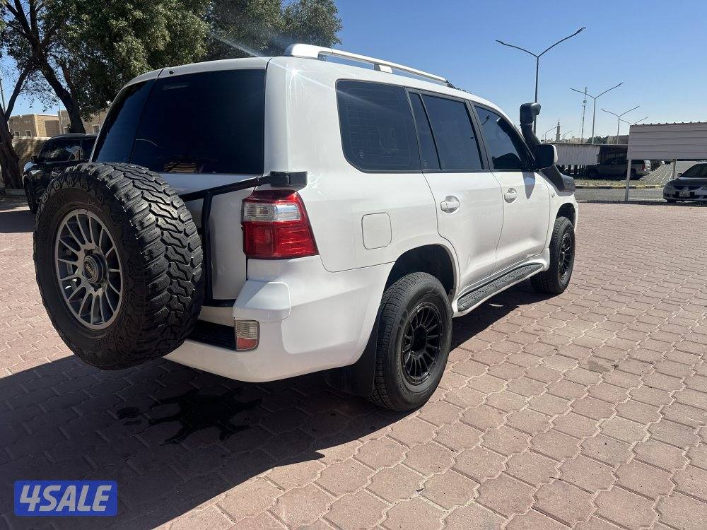 لاند تون تيربو ديزل ثمانيه سلندر جير عادي تزهييب كامل0