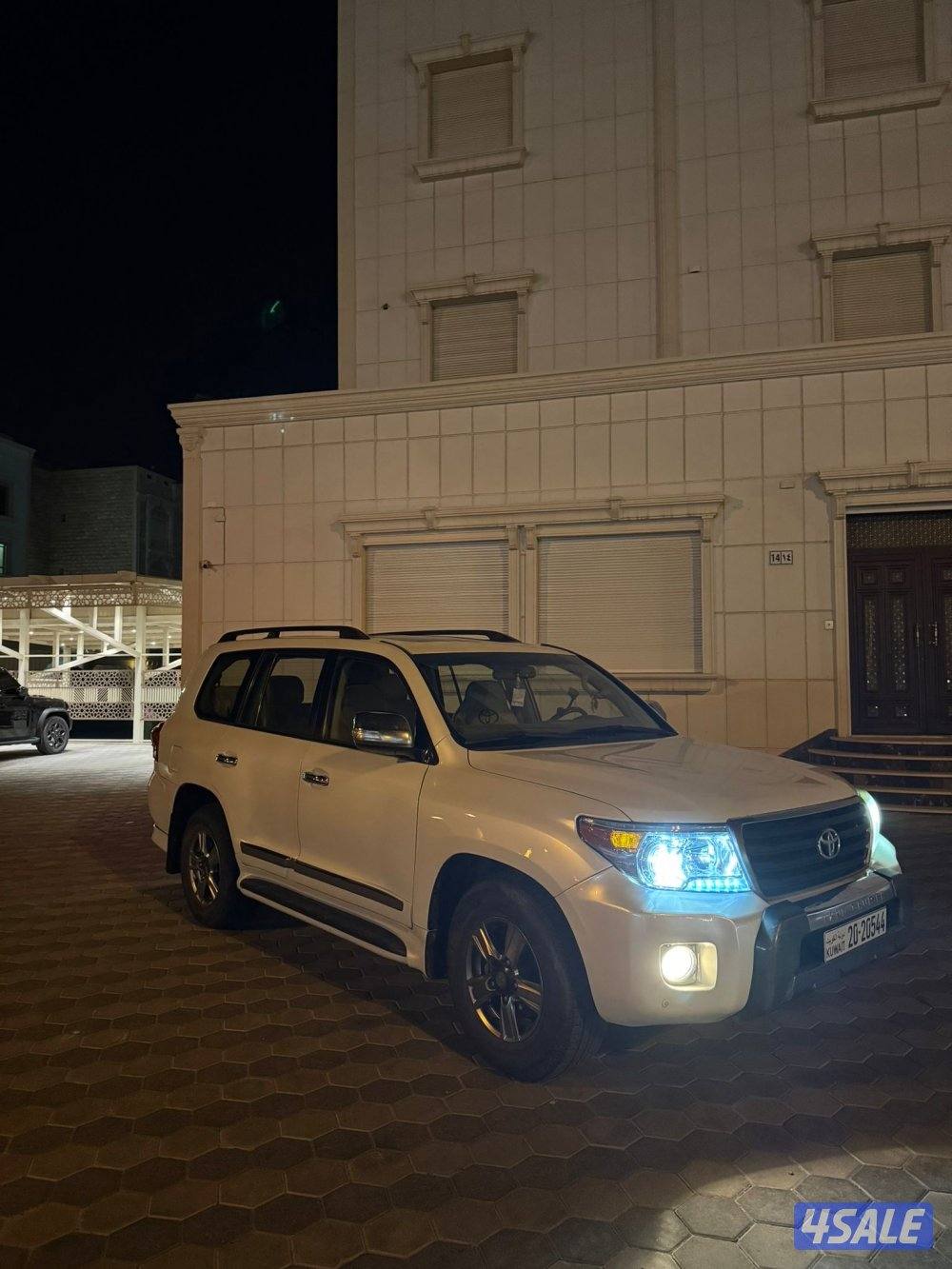 لاند كروزر7