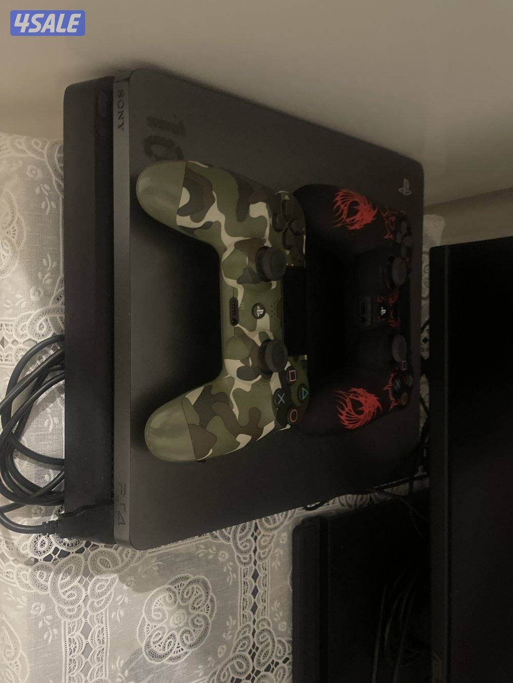 سوني ٤ مستعمله يوم0