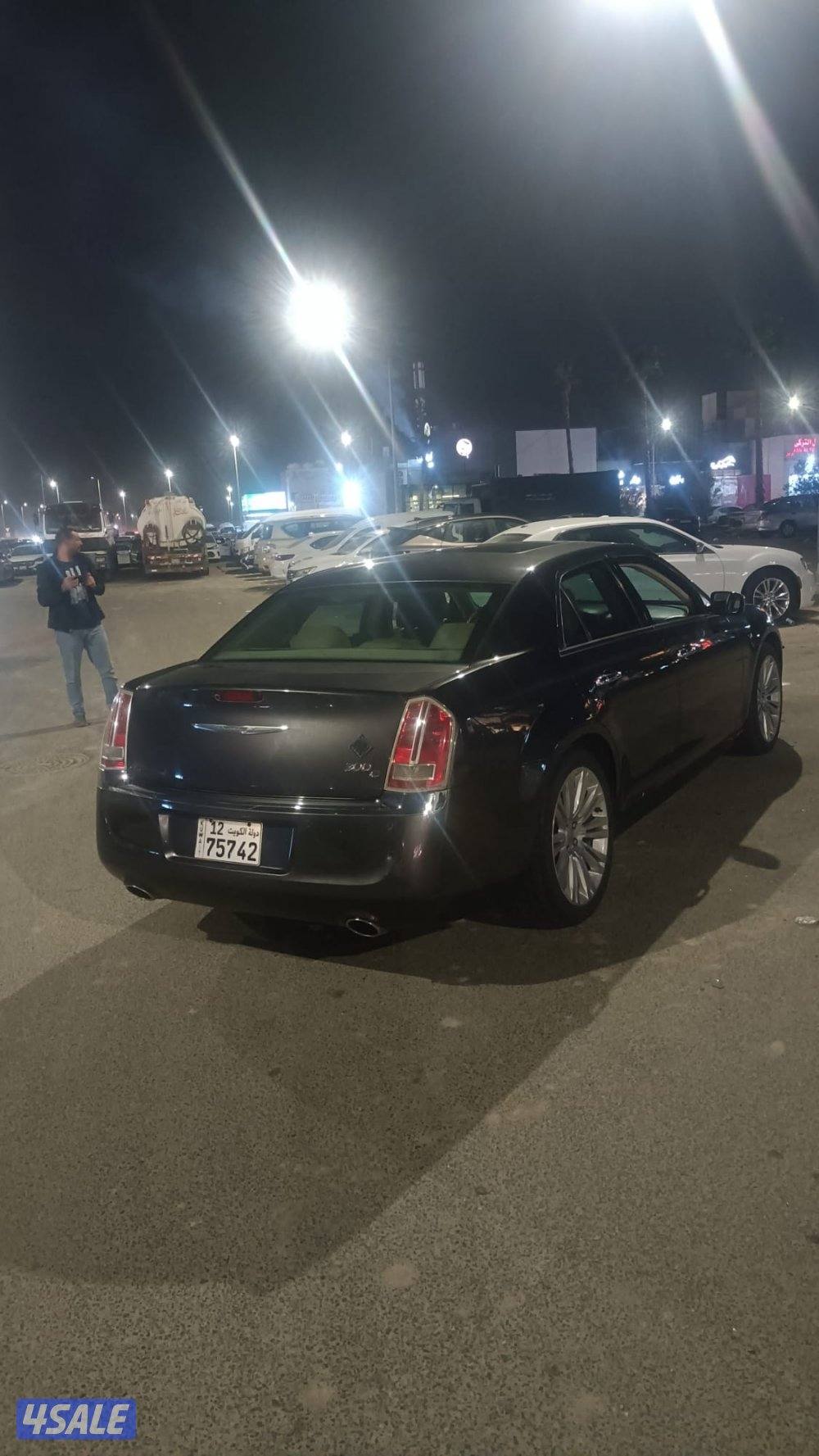 كرايزلر 2014 عداد 133  /6سلندر/كامل المواصفات فتحه بنوراما8