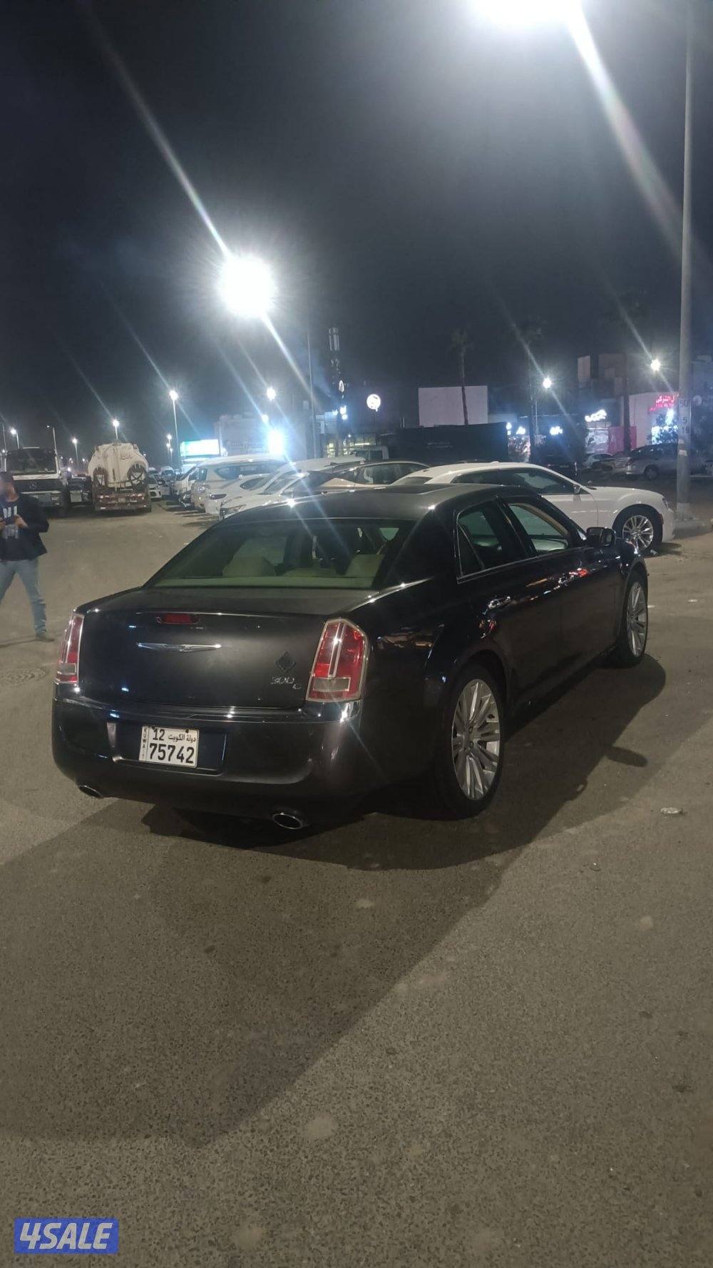 كرايزلر 2014 عداد 133  /6سلندر/كامل المواصفات فتحه بنوراما9