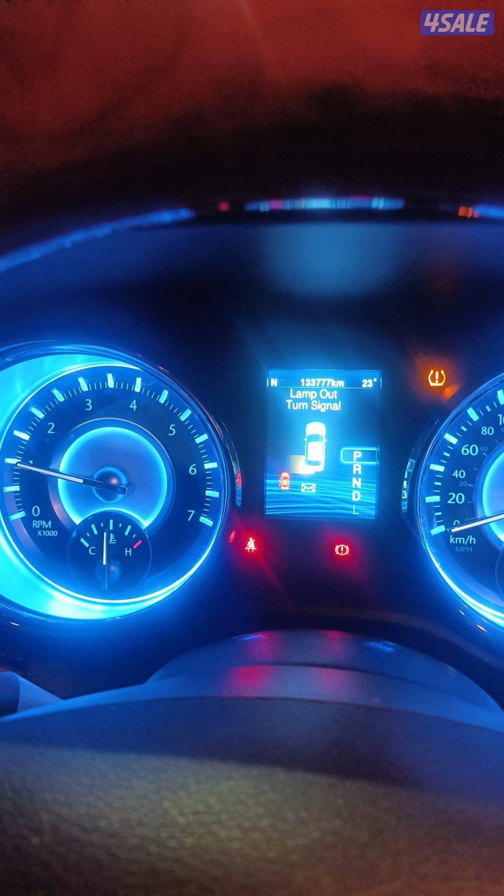 كرايزلر 2014 عداد 133  /6سلندر/كامل المواصفات فتحه بنوراما12