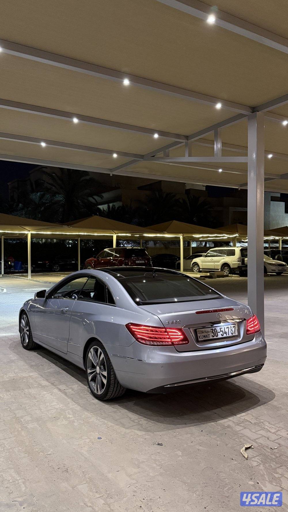 للبيع مرسيدس E250 موديل 2015 وكالة الكويت ماشي 86 الف2