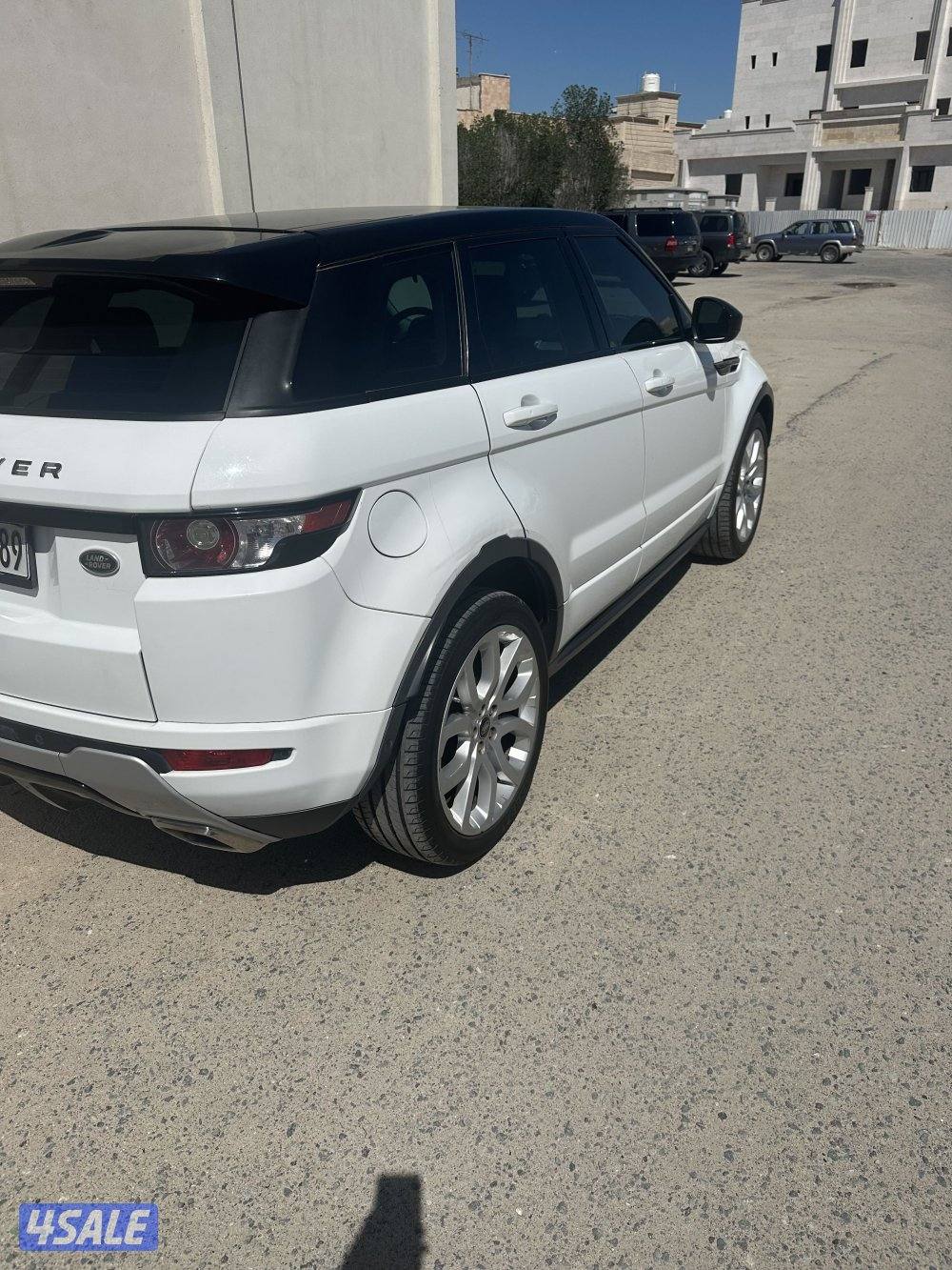 رنج ايفوك موديل ٢٠١٥ ماشي ١٧٥ كامل الموصفات4