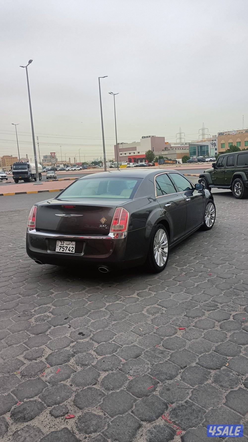 كرايزلر 2014 عداد 133 /6سلندر/كامل المواصفات فتحه بنوراما7