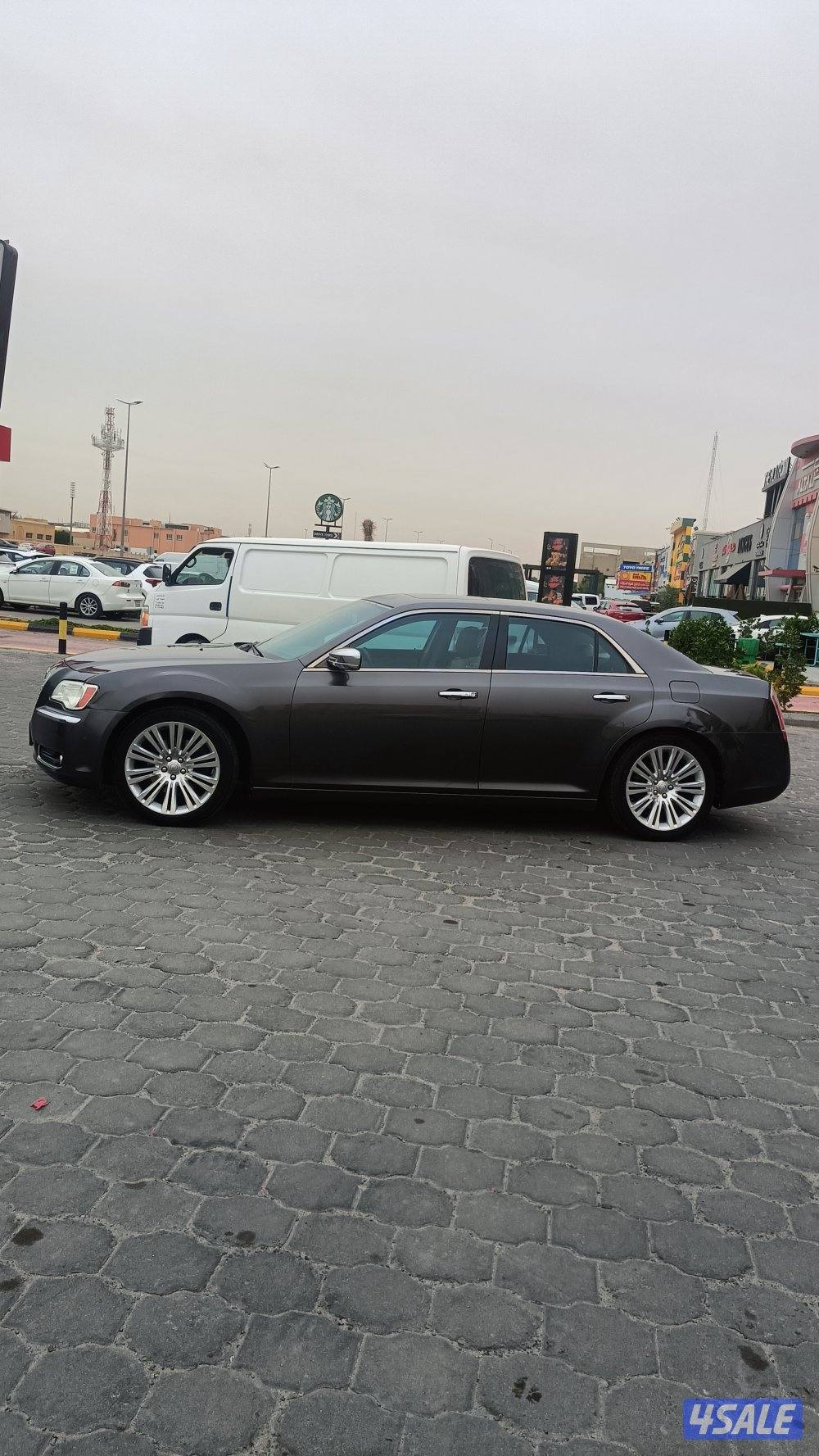 كرايزلر 2014 عداد 133 /6سلندر/كامل المواصفات فتحه بنوراما9