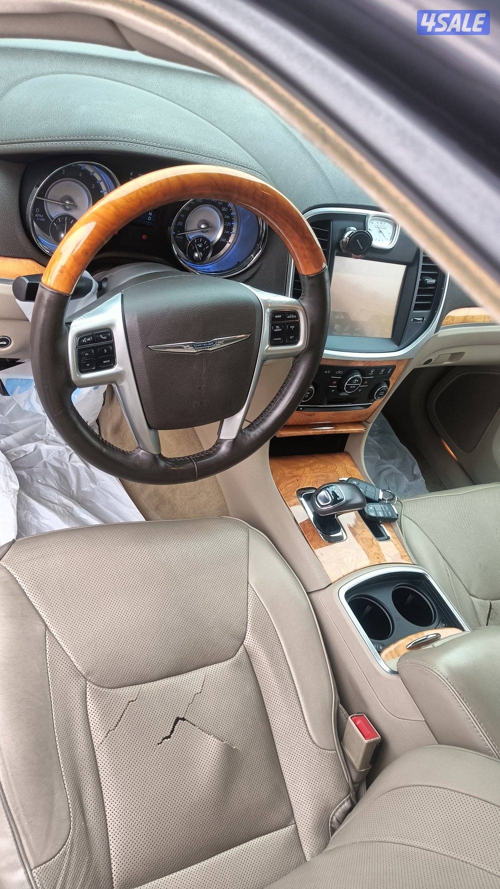 كرايزلر 2014 عداد 133 /6سلندر/كامل المواصفات فتحه بنوراما12