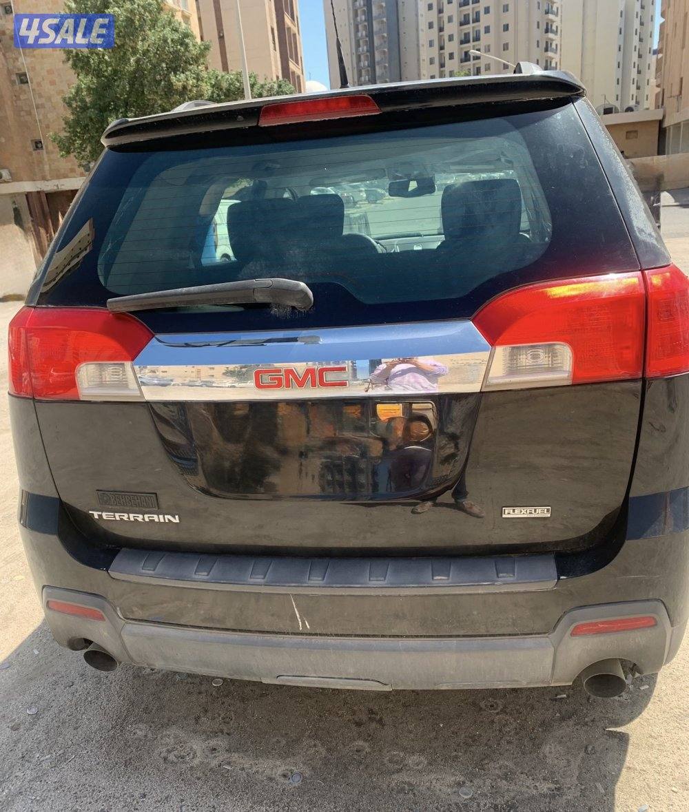 GMC terrain 2011 model 170k km renewed till December 20266