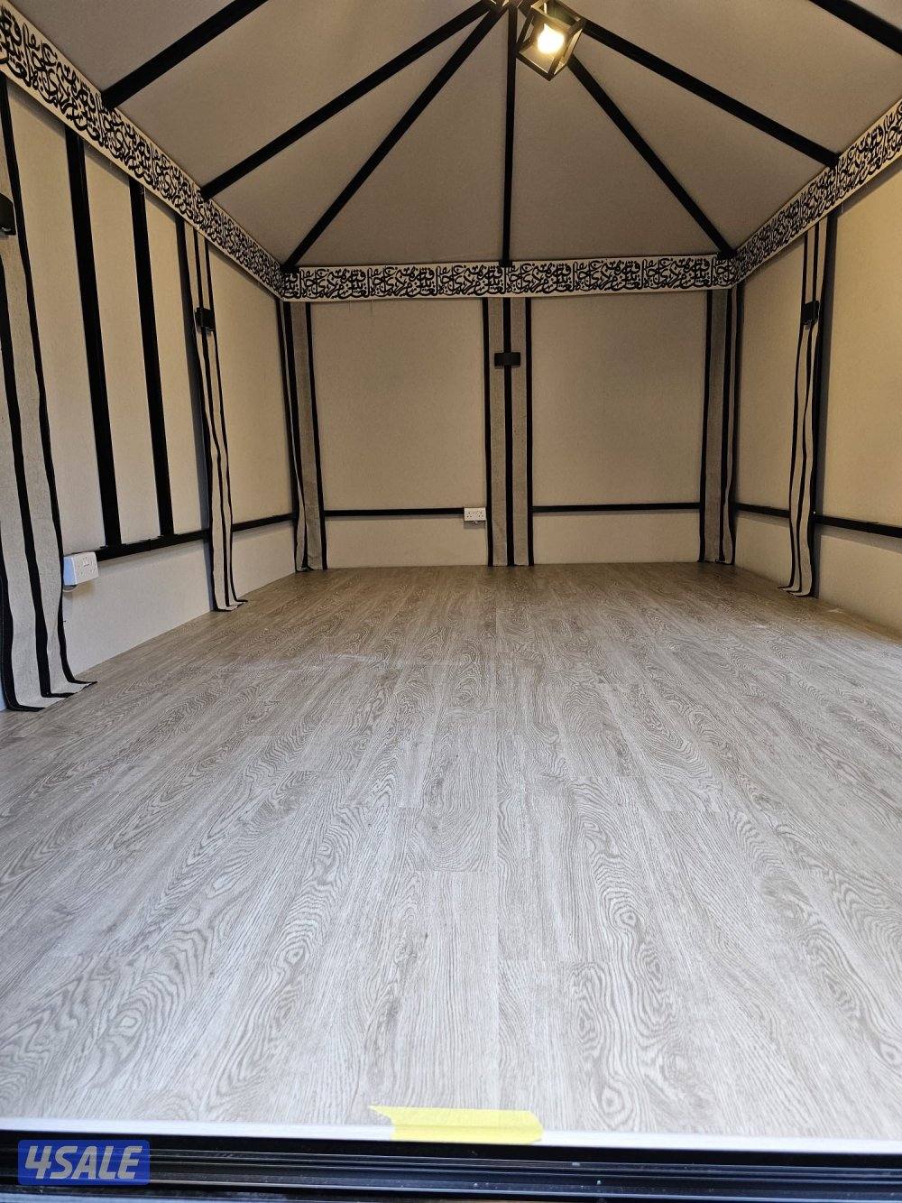 معلم باركيه خشب ارضيات وورق جدران ونعل فوم ثرايا وبلاستك3