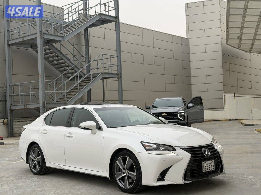 لكزس Gs 200 موديل 2016 عداد قليل 140 الف الساير سيرفس وكاله صبغ وكاله1