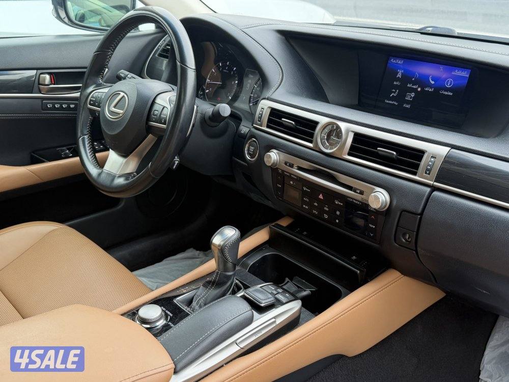 لكزس Gs 200 موديل 2016 عداد قليل 140 الف الساير سيرفس وكاله صبغ وكاله2