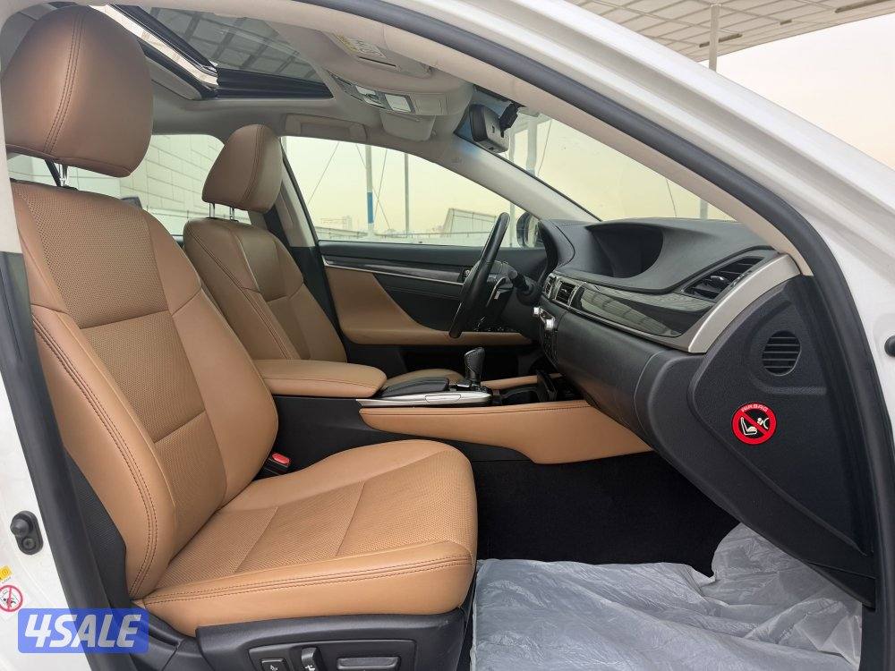 لكزس Gs 200 موديل 2016 عداد قليل 140 الف الساير سيرفس وكاله صبغ وكاله8