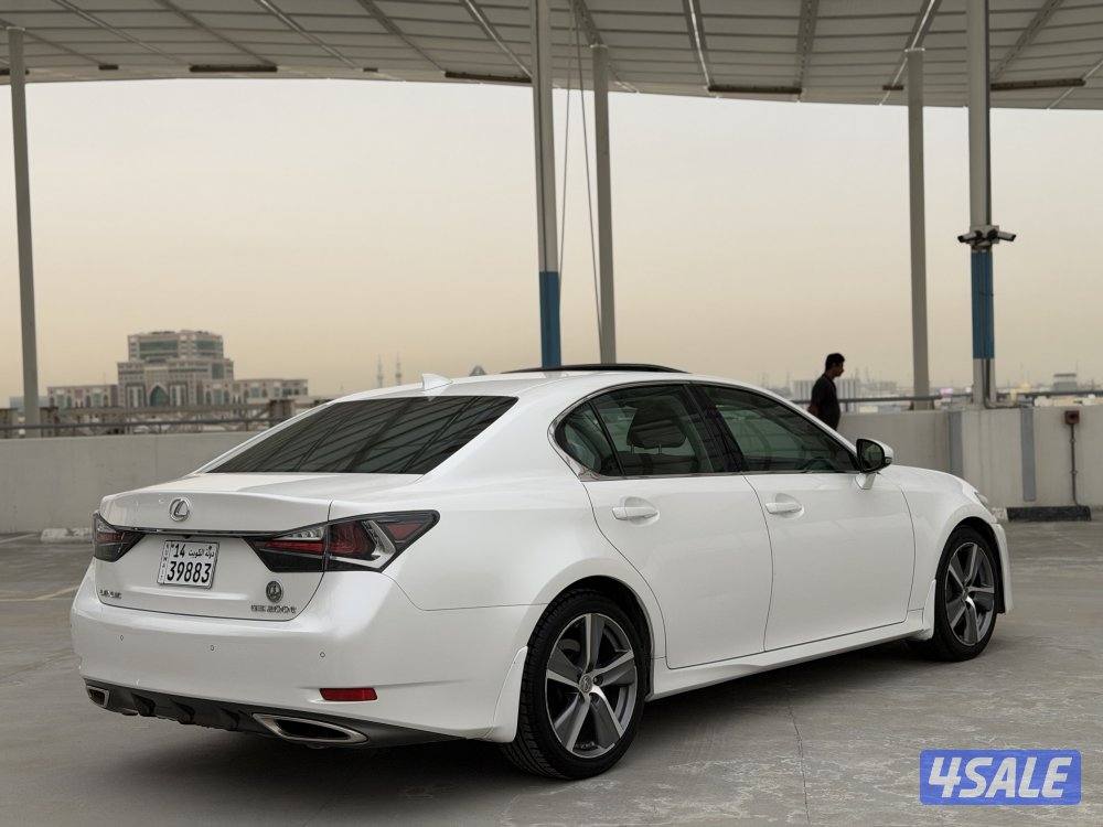 لكزس Gs 200 موديل 2016 عداد قليل 140 الف الساير سيرفس وكاله صبغ وكاله9