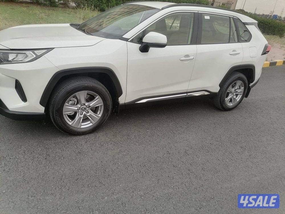 بحاله ممتازه ماشي 126 ألف4