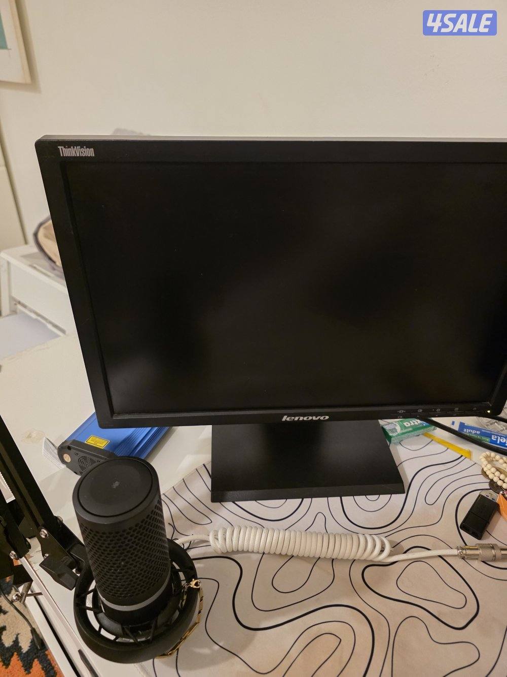 بي سي قيمنق مع كامل اغراضه ومع سكان4