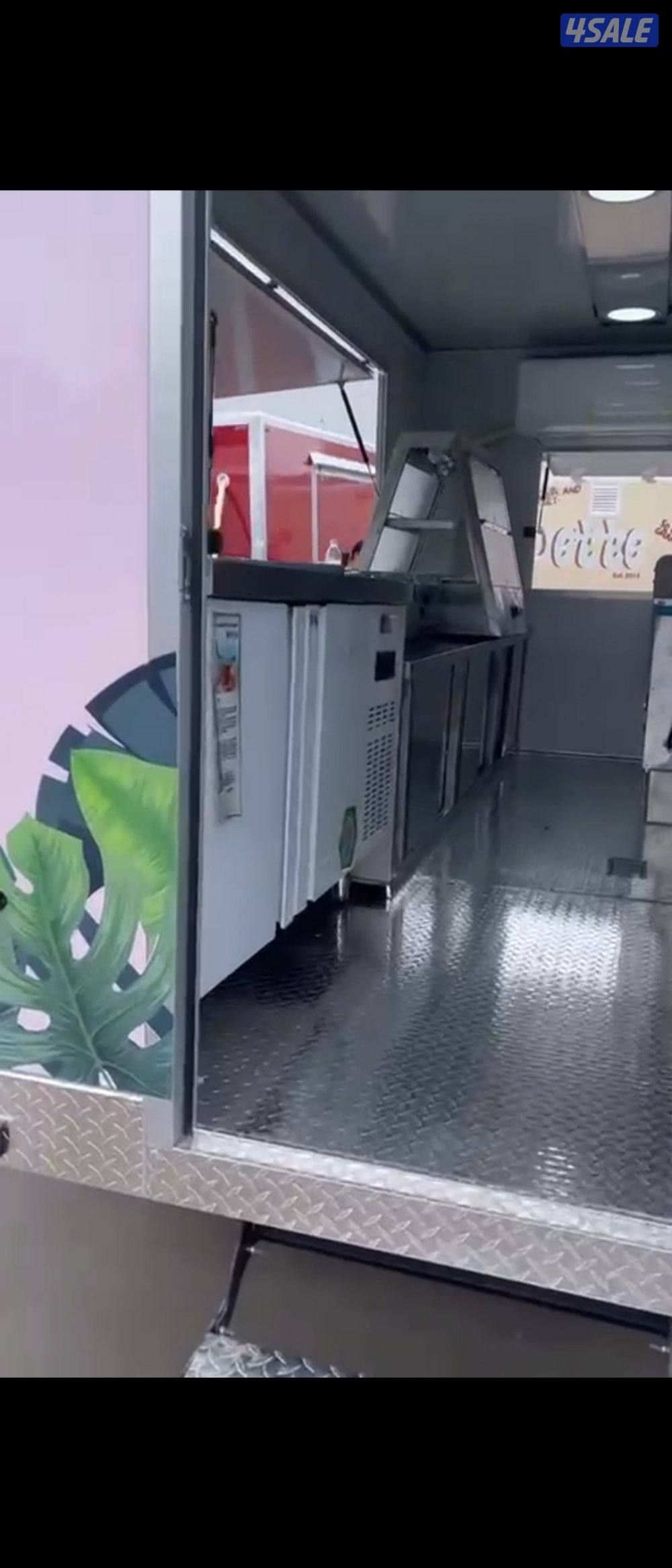 فود ترك قلص شبه جديدة للبيع الطول ٤ أمتار العرض ٢ متر5