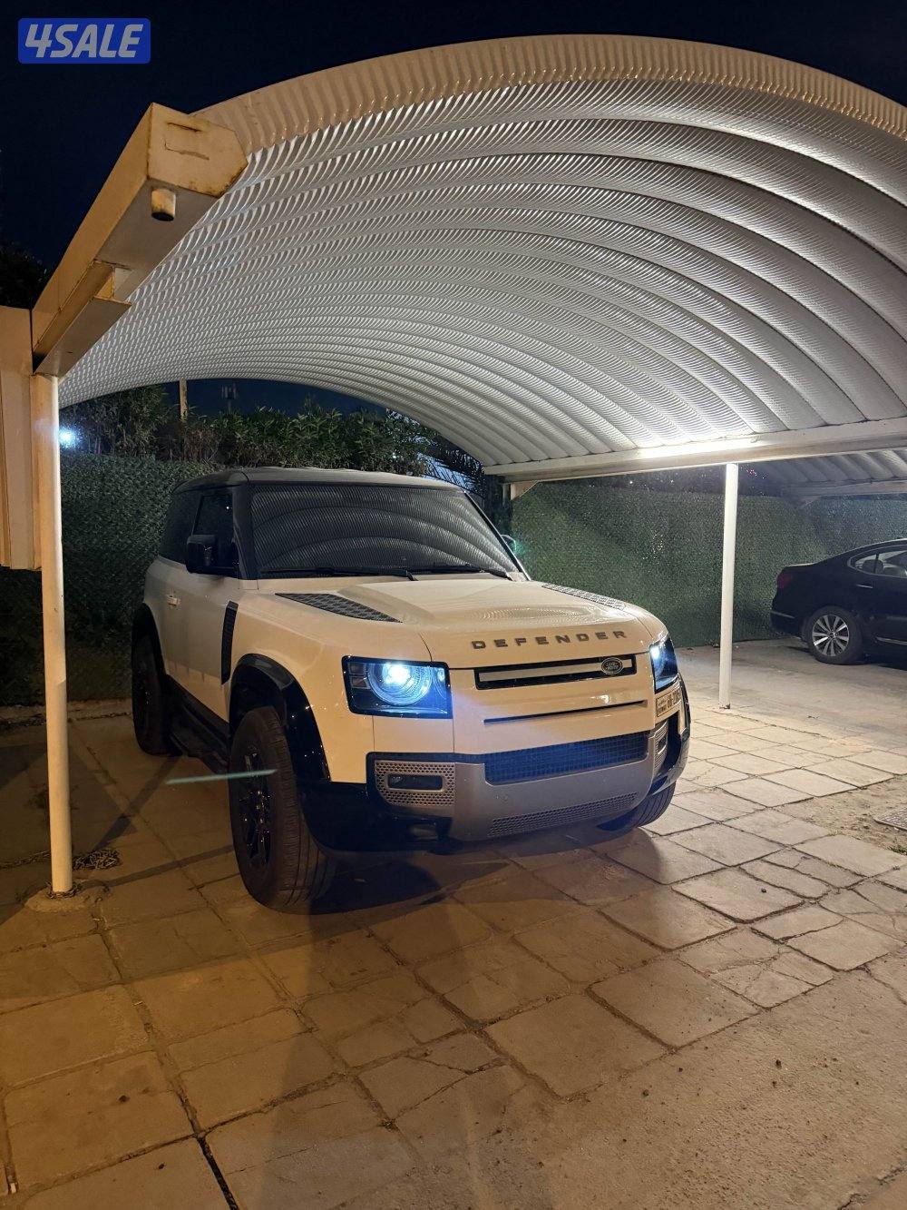 للبيع ديفندر1