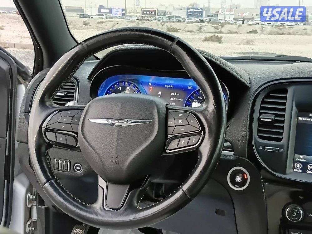 كرايزلر موديل 2021 ماشي 138 الف صبغ الوكالة شرط الفحص قير مكينة شاصي5