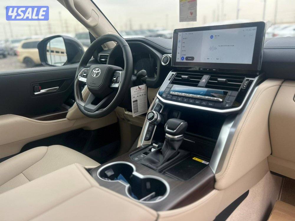 تويوتا لاند كروزر GX.R AEROs twinturbo .V6 موديل 2026 اصفار7