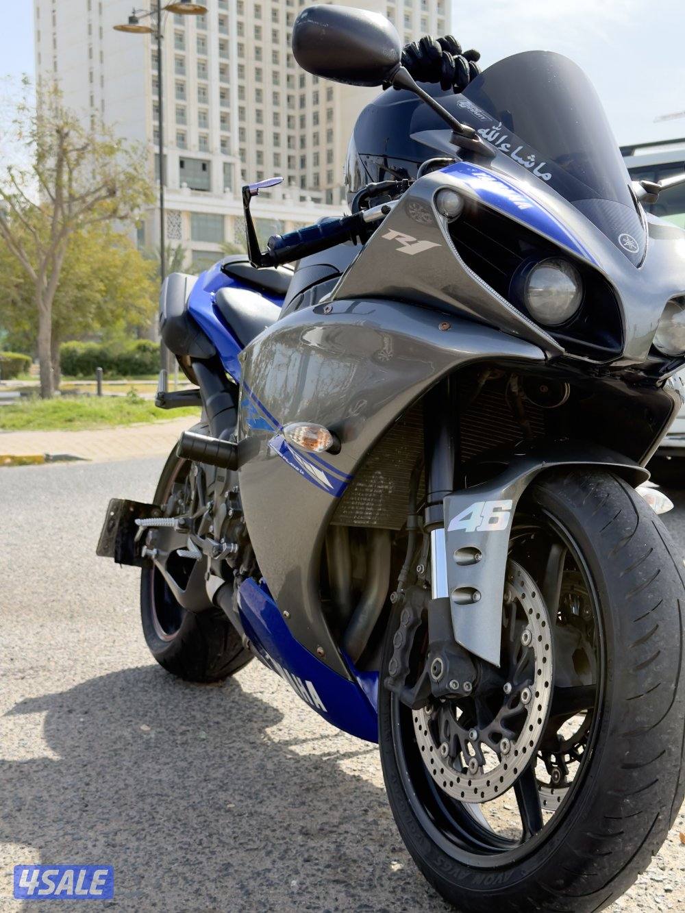 للبيع دراجة نارية من نوع Yamaha حجم 10001