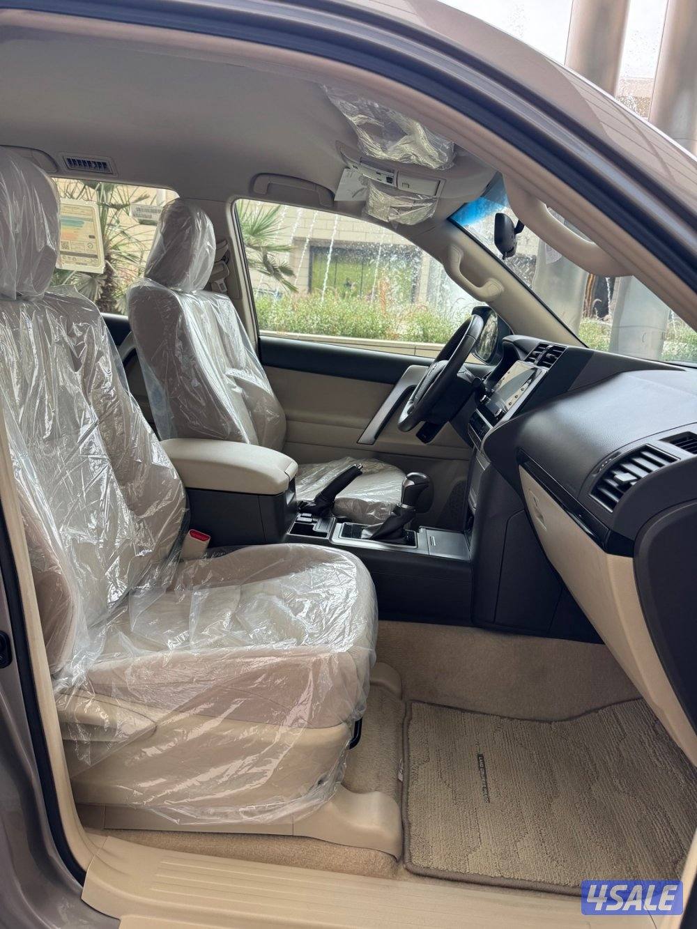 برادو TXL الساير بحالة الوكاله عداد(28) الف كم فقط7