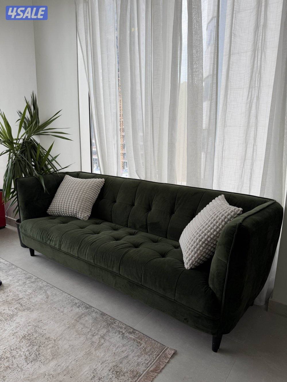 كنب نظييف بحالة شبه جديدة2