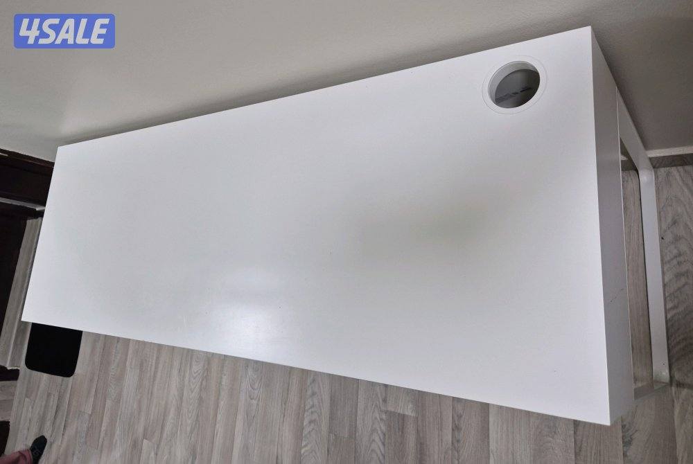 للبيع طاولات مستعمله الشراء من ايكيا6