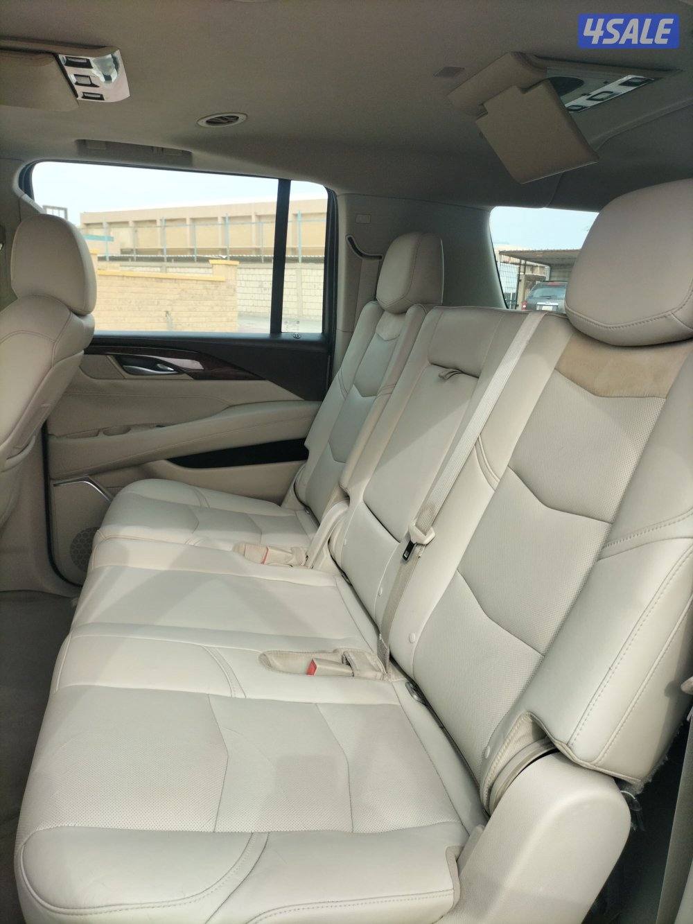 للبيع اسكاليد طويل2