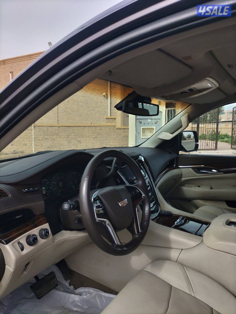 للبيع اسكاليد طويل8