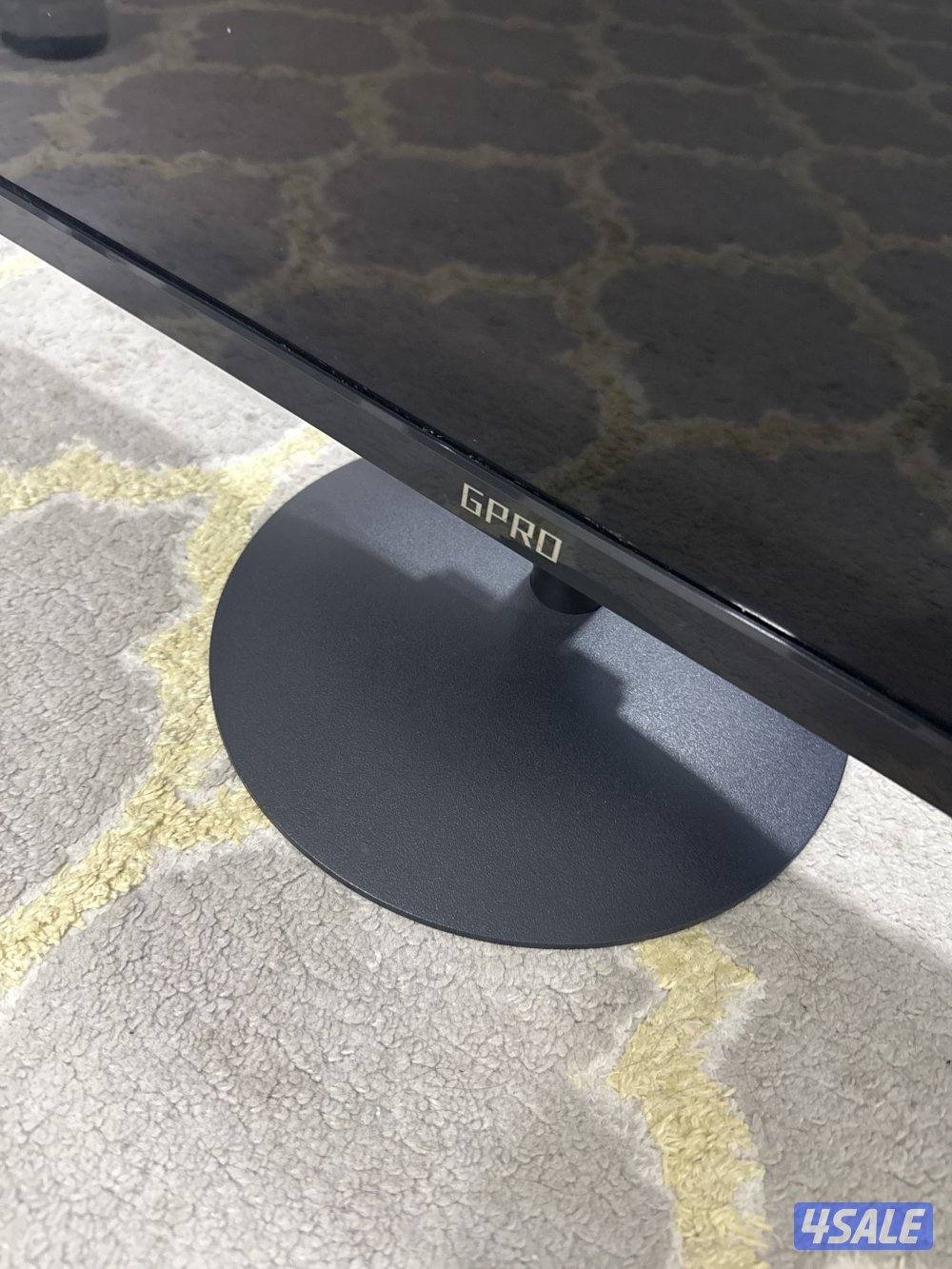 شاشه قيمنق 75 هرتز 99بالمئه اداه الألوان0