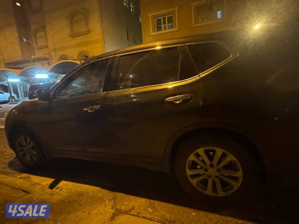 السياره بالحجز عليها مخالفات قيمتها ١١٣٠ نروح انا ووياك نسدد و نحولها4