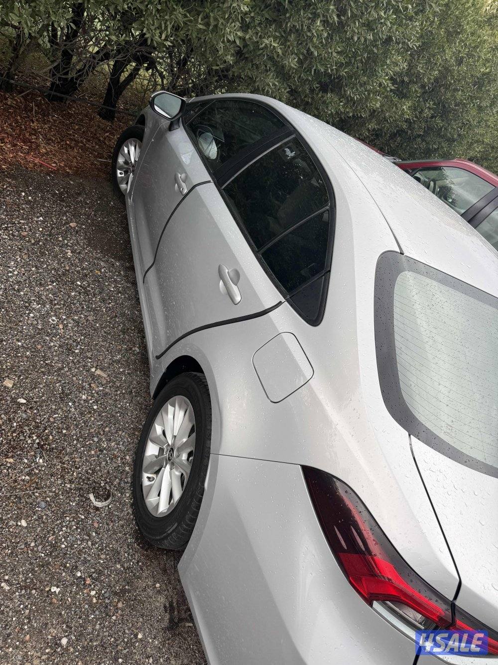 كورولا 2020 ماكينه 2000cc الكبيره صبغ الوكاله بالكامله7