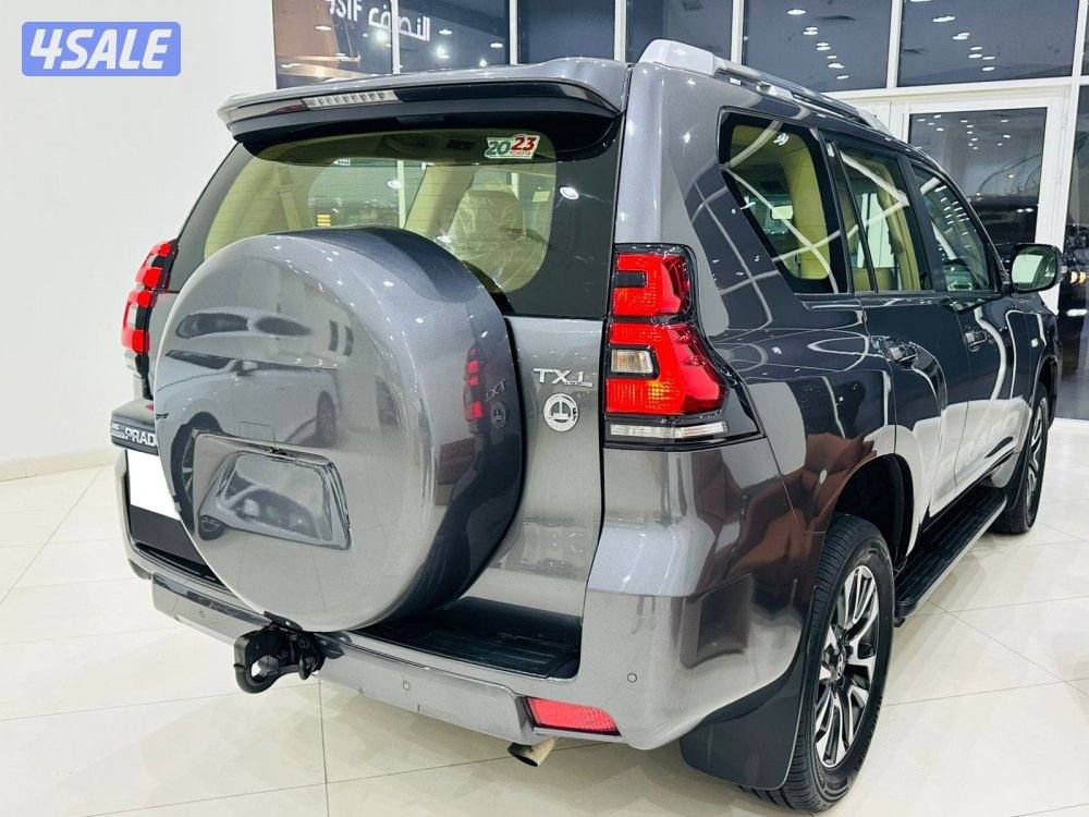للبيع تويوتا برادو V6  TX-L موديل 2023 اعلى فئة3