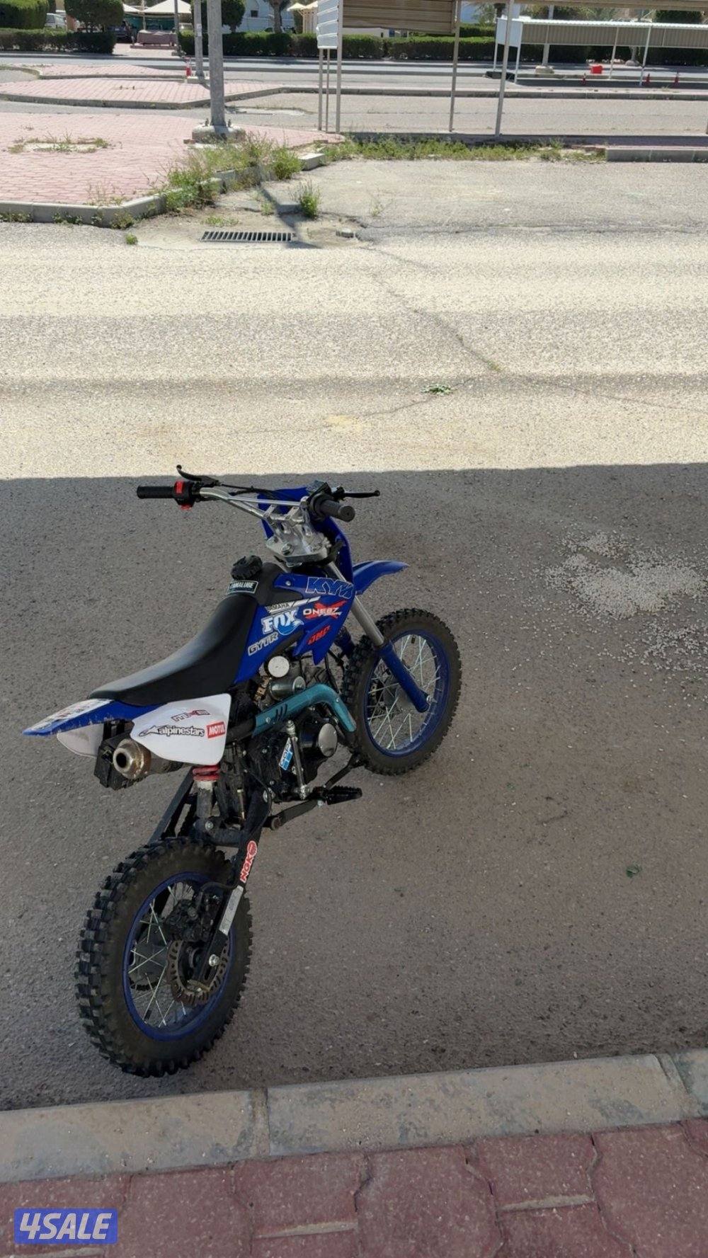 للبيع سيكل صيني125ccالسيكل نضيف صارله شهرين عندي باقي التفاصيل واتس3