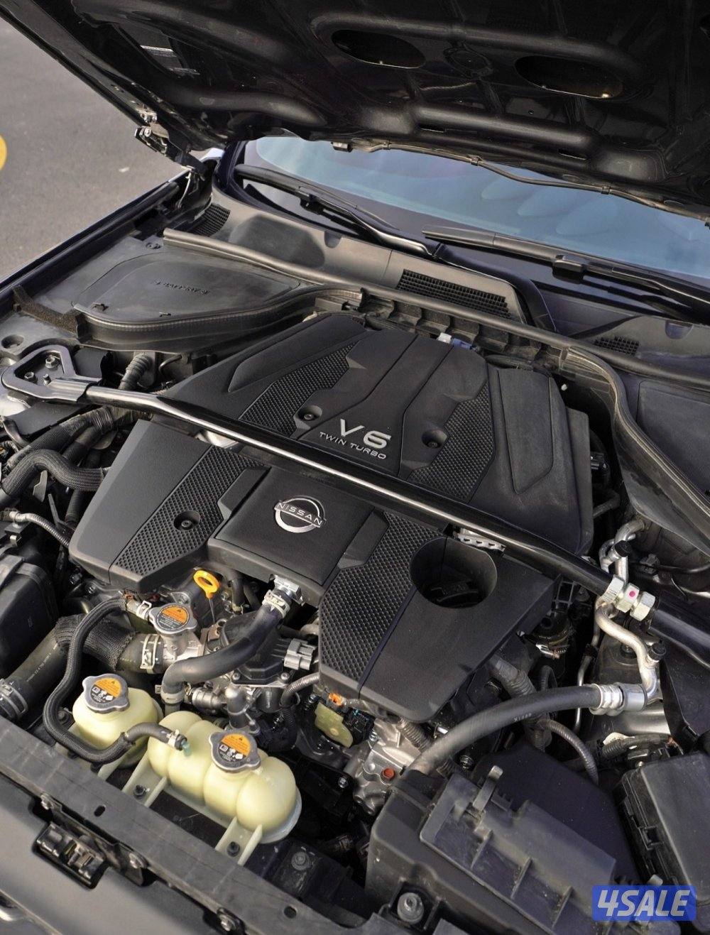 للبيع نيسان  Z قير اوتوماتيك بحالة الوكالة  استعمال يومي8