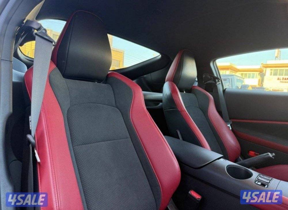 للبيع نيسان  Z قير اوتوماتيك بحالة الوكالة  استعمال يومي11