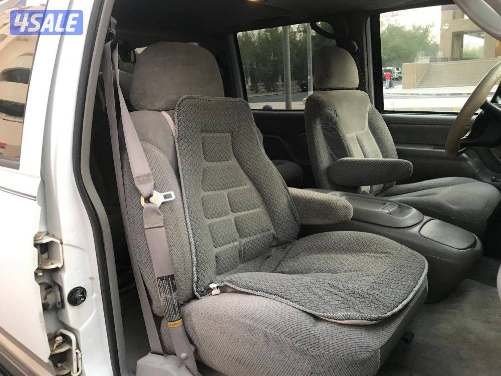 تعرفون مكاني وتواصلي واتس اب فقط3