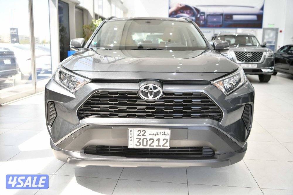 تويوتا راف فور1