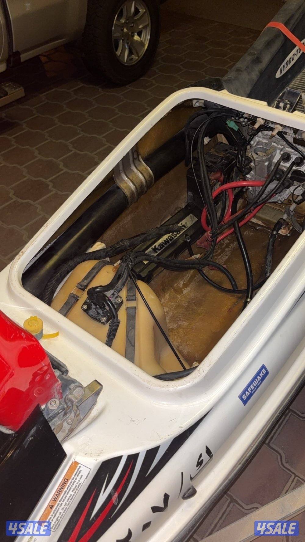 قرف سوبر جت كوزاكي ويا عربانته sxr800 /2011‏kawazaki2