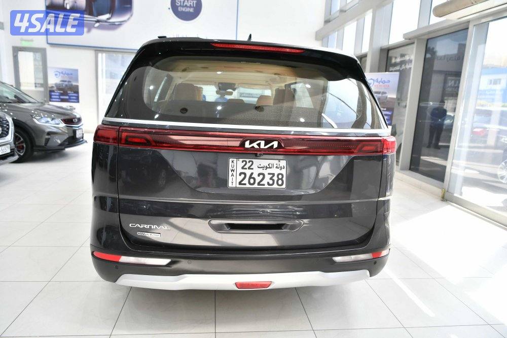 كيا كارنفال3