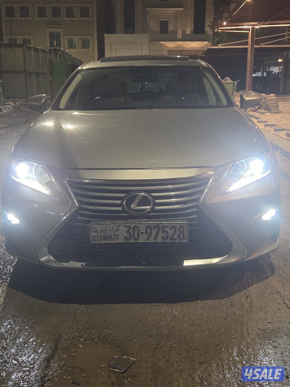 لكزس ES350 مديل 2016 سلفير داخل تان1