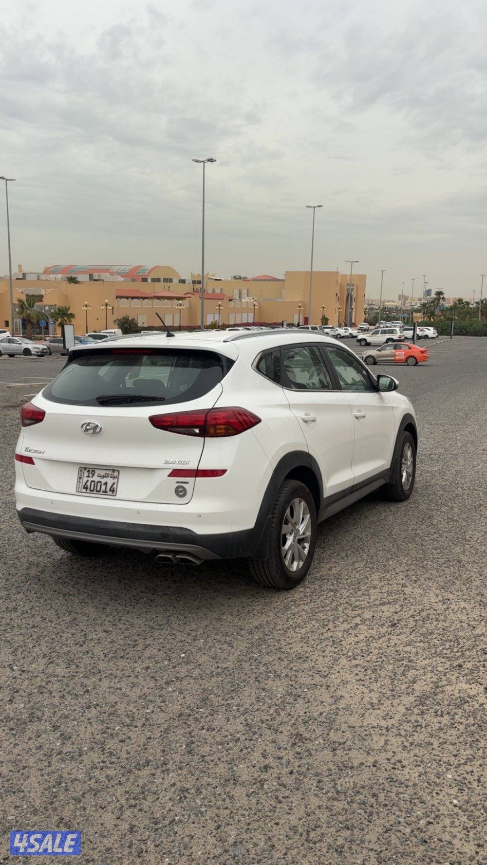 للبيع توسان 2021 حجم 2400 ماشي 169 الف شرط الفحص بالكامل3