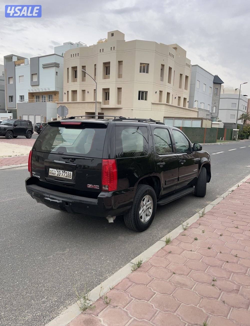 للبيع يوكن موديل 20113