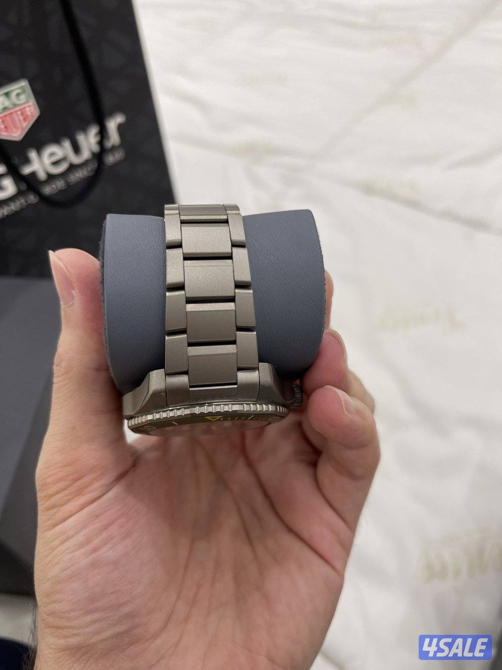 TAG Heuer  AQUARACER TITANIUM8