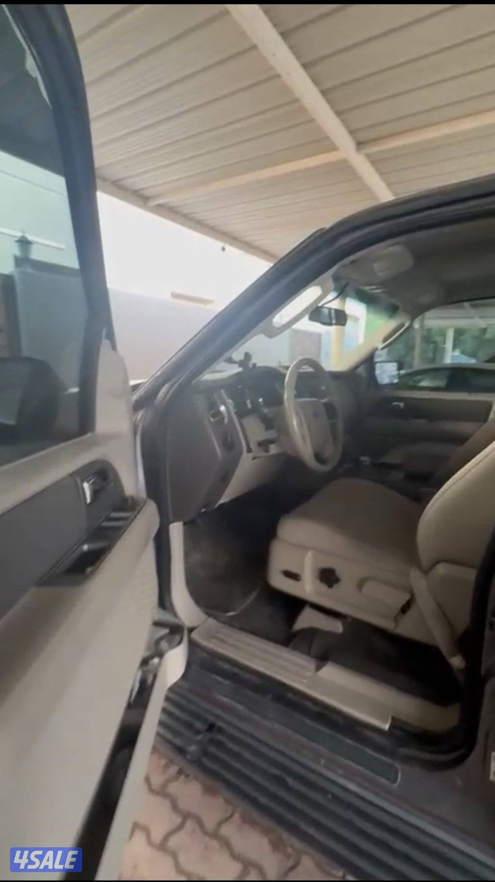 للبيع فورد اكسبدشن  موديل 2012  وارد الوكالة ماشي 190 الف1