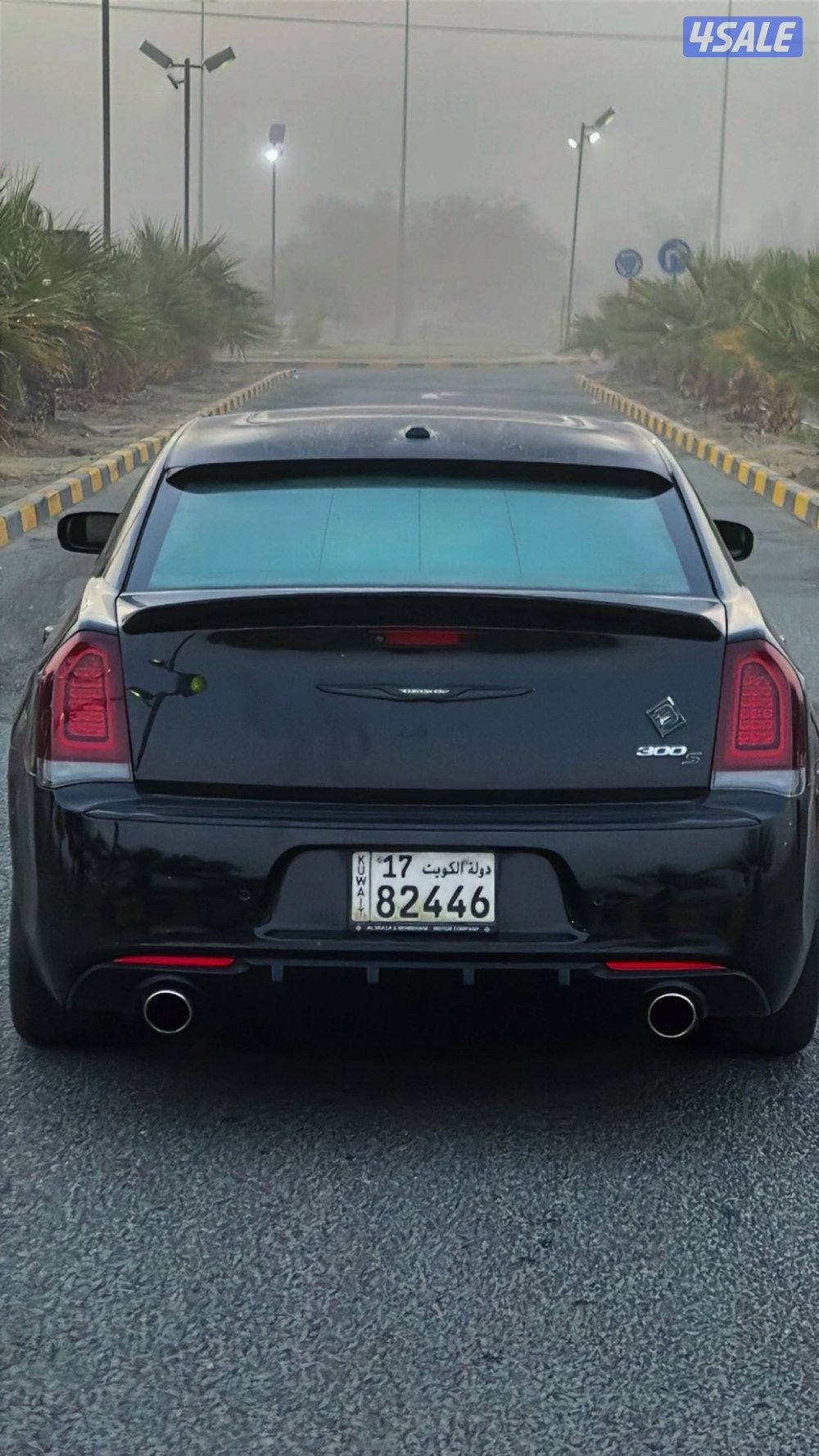 كرايسلر s300 اسود2