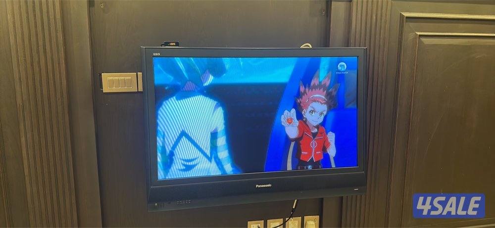 للبيع تلفزيون panasonic تقريبا ٤٢ بوصة0