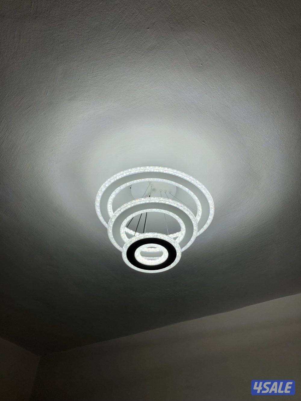 معلقات السقف عدد ١٠0